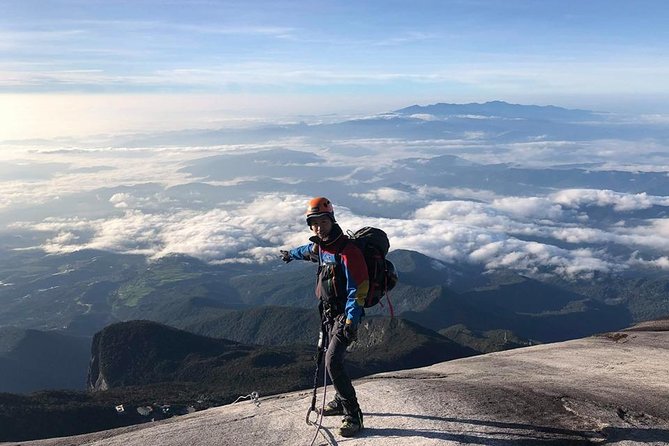 2d1n Mount Kinabalu Via Ferrata - Walk The Torq - Day two: the dark climb to Low’s Peak