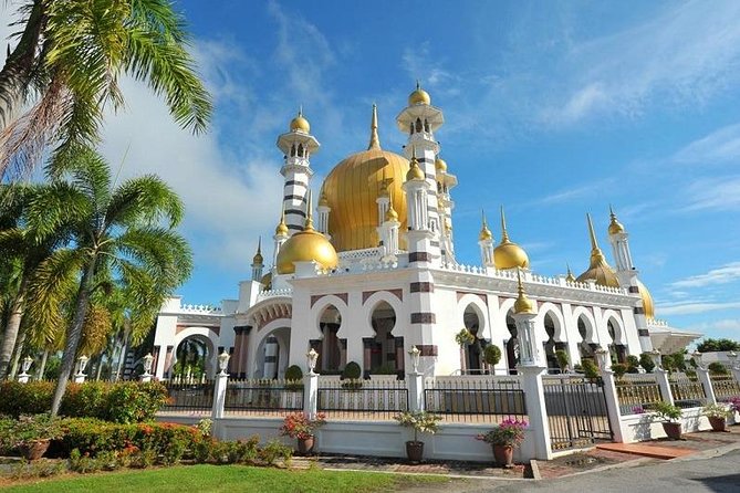 3-Night Cameron Highlands and Penang Tour from Kuala Lumpur - Georgetown by trishaw and on foot