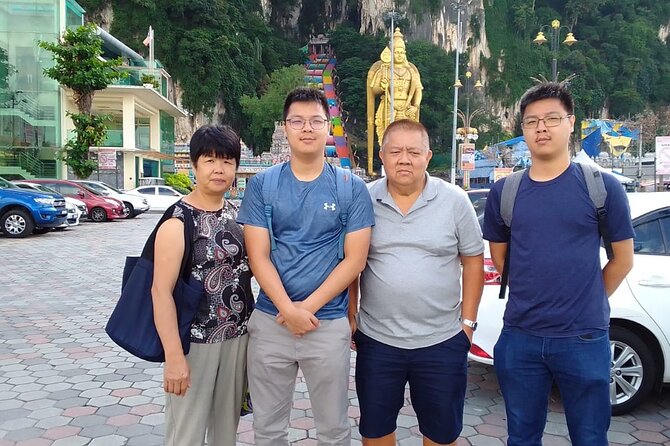 Airport Layover Tour: Kuala Lumpur Full-Day - Royal Selangor and the batik stop
