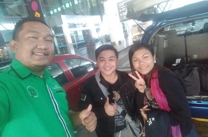 Airport Pickup / Drop off KLIA & KLIA 2 - Drivers who help make the transfer easier