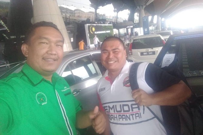 Airport Pickup / Drop off KLIA & KLIA 2 - Best uses for families, groups, and early flights