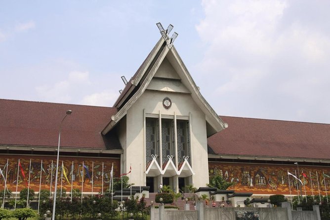 Best of Kuala Lumpur City Tour Including National Museum and National Monument - Why this Kuala Lumpur tour can be useful
