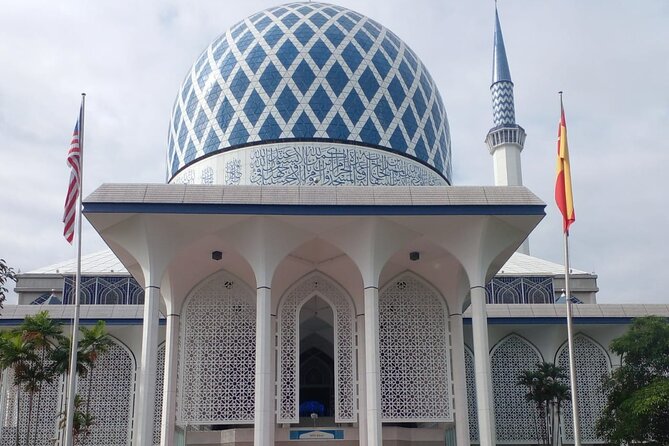 Blue Mosque And Batu Caves Private Tour from Kuala Lumpur - Is $27 a fair price?