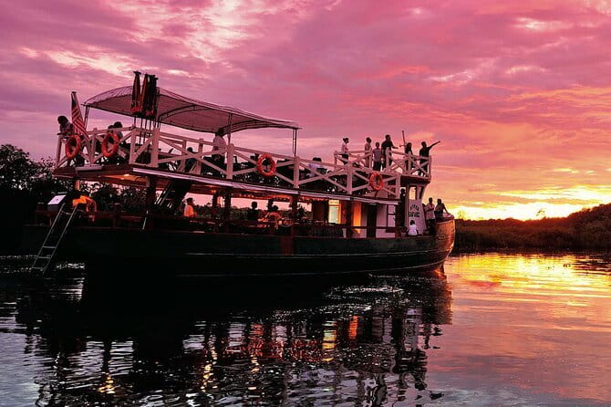 Bongawan River Cruise Proboscis Monkey, SkyMirror, Fireflies - SkyMirror beach and the sunset