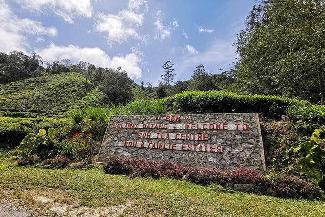 Cameron Highland Day-Trip from Kuala Lumpur - Lata Iskandar Waterfall sets the tone
