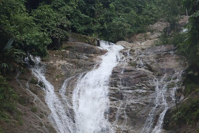 Cameron Highland Full Day Tour from KL City Private Tour - The road north and Lata Iskandar Waterfall