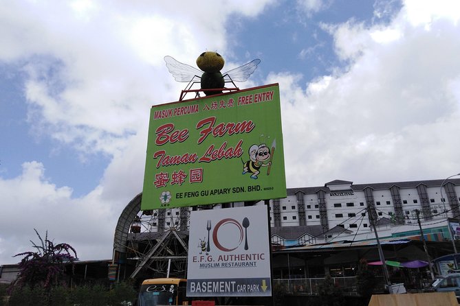 Cameron Highland Private Day Tour - Sam Poh Temple above Brinchang