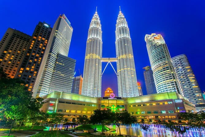 ~Chauffeur: Johor Bahru to Singapore Van Transfer - Price and overall value