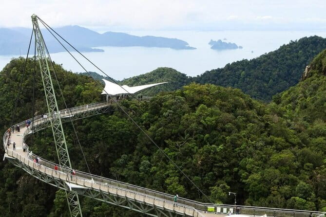 Combo Langkawi Cable Car & Sky Bridge With Mangrove Private Boat - Guides, pickup, and the private format