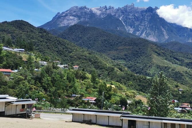 Day Trip Kundasang Sabah - Arnab Village and the appeal of a simple animal stop