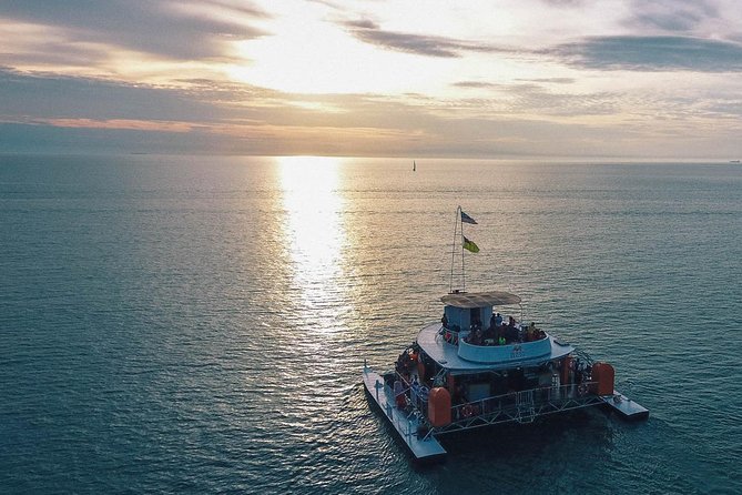 Dickson Dragon Amazing Sunset Cruise - What the Small Boat Means for You