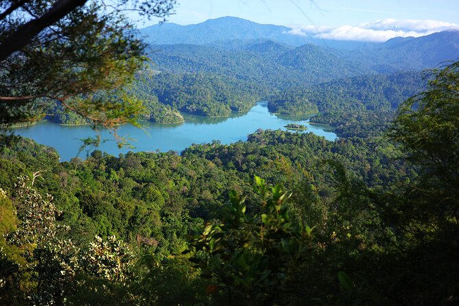 Dragonback Trek - From central Kuala Lumpur to the Dragonback ridge