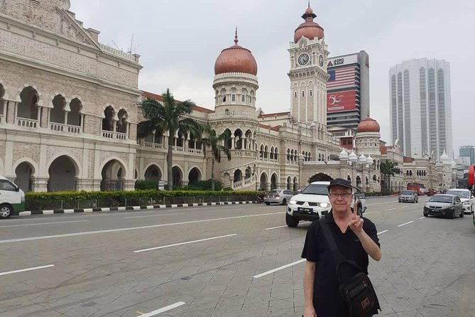 Explore Kuala Lumpur: Iconic City Landmarks & Batu Caves - What the private guide adds