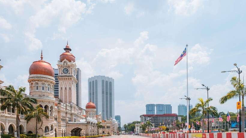 From KLIA or Port Klang: Kuala Lumpur Transit Tour - Why this tour works for a short stop in Kuala Lumpur