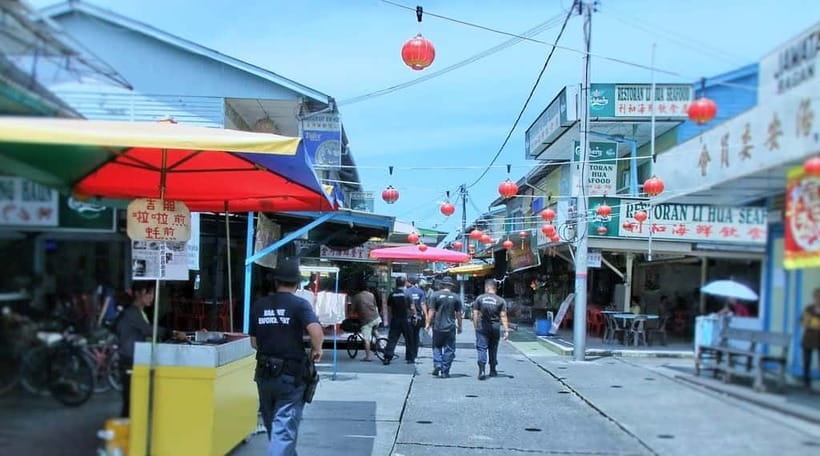 From Kuala Lumpur: Crab Island Tour with Seafood Lunch - From Kuala Lumpur to Port Klang in 45 minutes