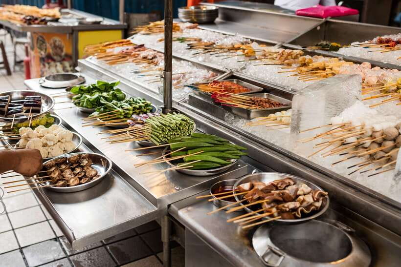 From Kuala Lumpur: Crab Island Tour with Seafood Lunch - Local snacks before the seafood meal