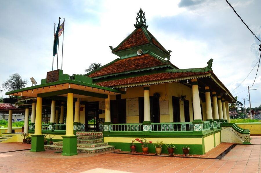 From Kuala Lumpur: Full-Day Historical Tour of Malacca - Jonker Street and the center of Chinatown