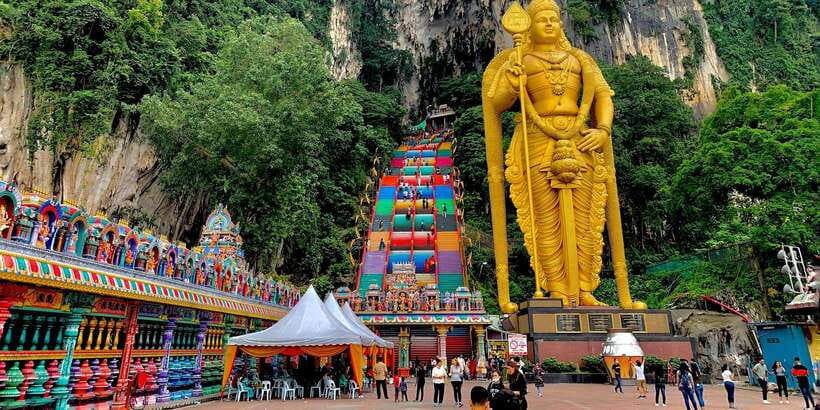 From Kuala Lumpur: Genting Highlands Day Tour & Gondola Ride - Who will enjoy this day trip most