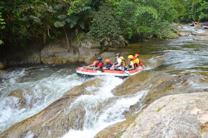 From Kuala Lumpur: Kampar River White Water Rafting - Safety preparation before the first rapid