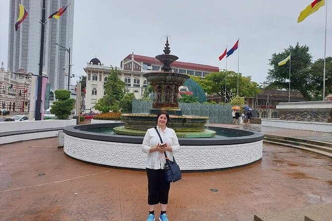 Full Day Kuala Lumpur City Tour with Petronas Twin Tower Tickets - Merdeka Square and the old city center