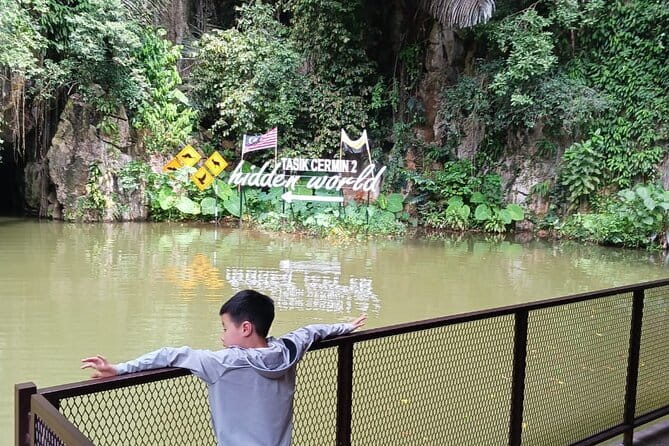Full Day Private Ipoh Tour - Perak Cave Temple and the large seated Buddha