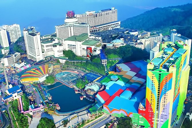 Genting Highlands & Batu Caves Day Tour + Chin Swee Temple - What kind of guiding should you expect?