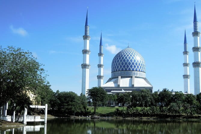 Genting Highlands & Batu Caves Include Cable Car Tickets - First World Plaza and the peak resort