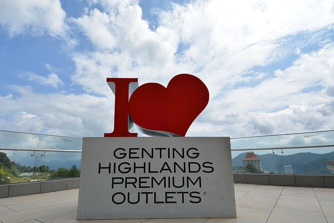 Genting Highlands Tour - A cool mountain escape from Kuala Lumpur