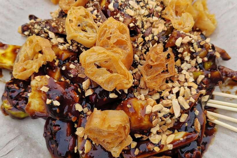 George Town: Authentic Food Tour with 12+ Tastings - Is $60 a fair price for the experience?