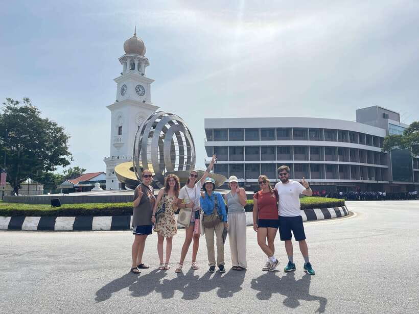 George Town: Heritage Walking Tour with Street Food Tasting - Lebuh Armenian and George Town’s old shophouses
