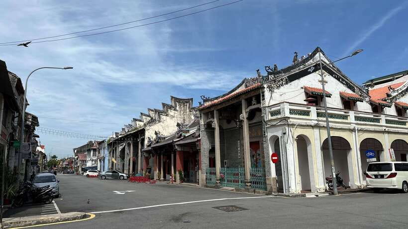 George Town: Heritage Walking Tour with Street Food Tasting - St. George’s Church and the city’s religious mix