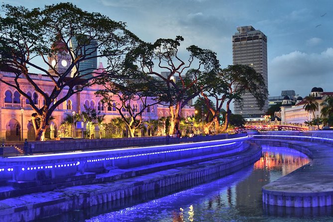 Glittering Night at Lake Symphony, River of Life & Saloma Bridge - What this Kuala Lumpur night tour is really like