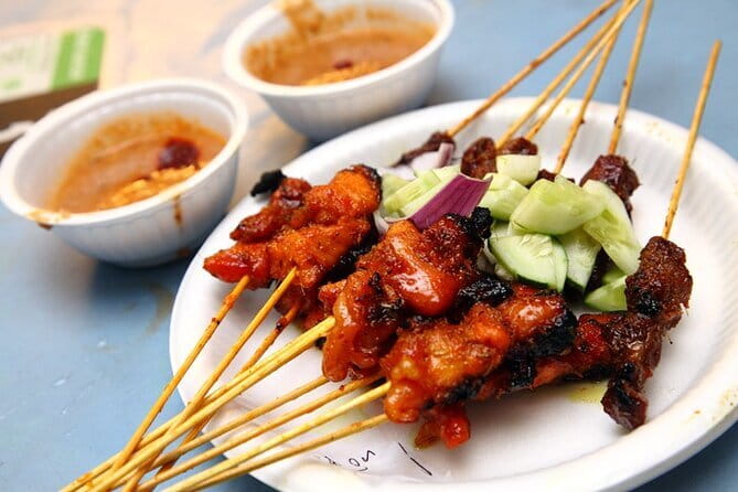 Group Tour: Kuala Selangor Firefly Blinking's including Dinner - Seafood dinner and what the package covers