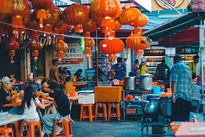 Highlights & Hidden Gems With Locals: Best of Kuala Lumpur Private Tour - Key points to know before booking