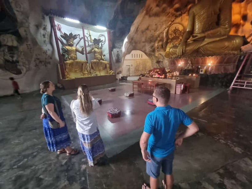 Ipoh Cave Temples Tours - Key points at a glance