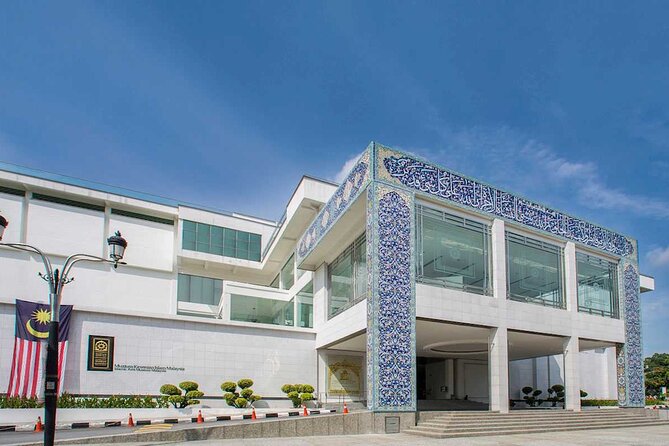 Islamic Arts Museum Admission with Kuala Lumpur Famous Landmarks - The National Palace and Malaysia’s royal setting