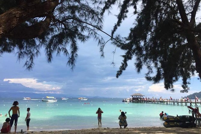 Island Hopping - The 20-minute ride to Sapi Island
