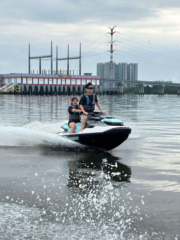 Johor Bahru : Seadoo JetSki 30mins Self Ride Tour (Double) - A short briefing before the throttle opens