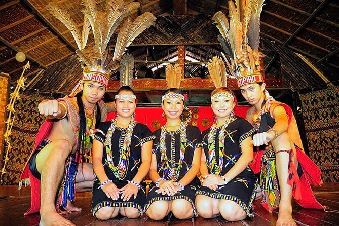 Kota Kinabalu Half Day City Tour with Professional Tour Guide - What the air-conditioned vehicle adds