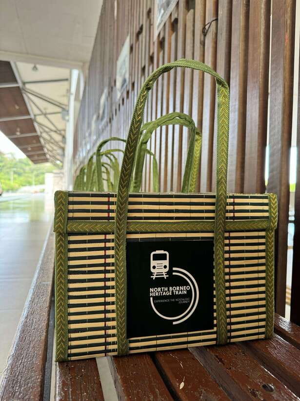 Kota Kinabalu, Sabah: North Borneo Heritage Train - Small activities that keep the ride lively