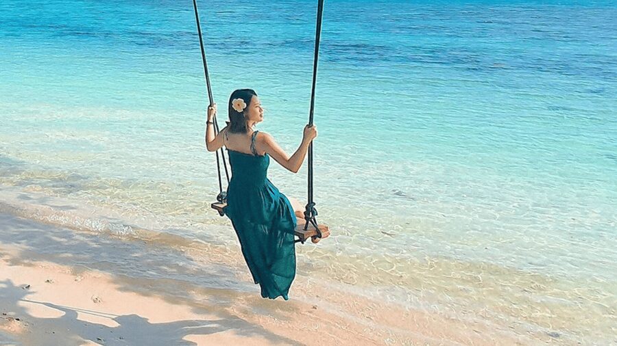 Kota Kinabalu : Snorkeling at Ara Dinawan Private Island - The sunset claim needs a closer look