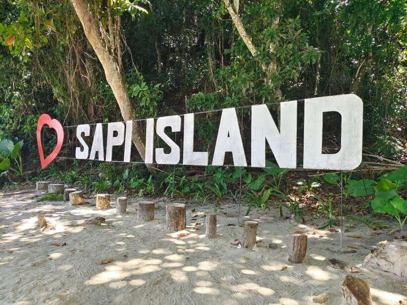 Kota Kinabalu: Twin Island Day Trip Tour ( Sapi & Manukan ) - The BBQ lunch is useful, not a destination meal