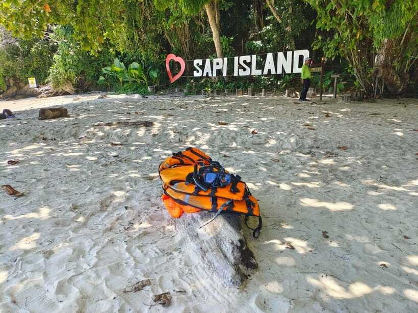 Kota Kinabalu: Twin Island Day Trip Tour ( Sapi & Manukan ) - Weather can change the whole day