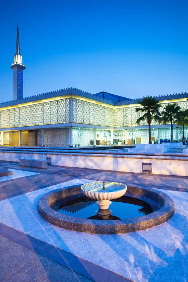 Kuala Lumpur: 4-Hour Tour & KL Towers Visit [Private] - Finishing above the city at KL Tower