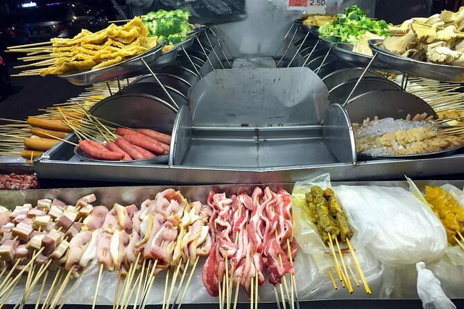 Kuala Lumpur Best Food Tour With A Guide - Walking, transport, and the three-hour schedule