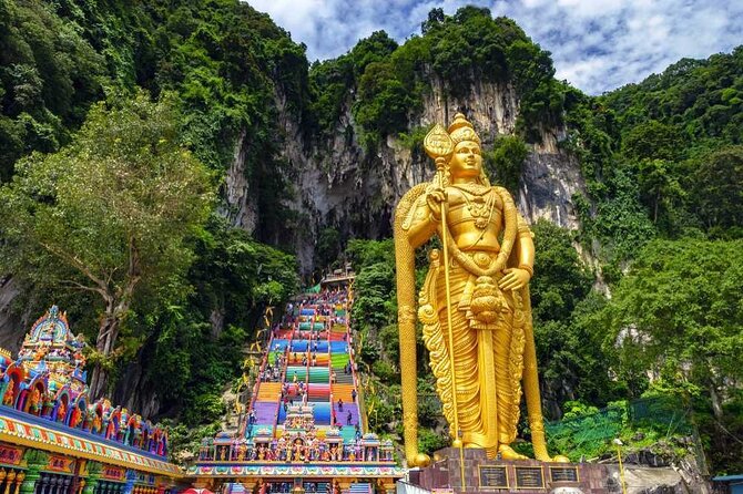 Kuala Lumpur City & Batu Caves Temple Private Tour - Batu Caves and the Golden Murugan Statue
