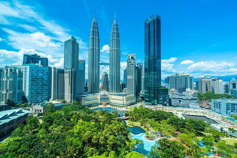 Kuala Lumpur: City Highlights, Batu Caves, and Malacca Tour - One Day, Three Very Different Malaysian Sights