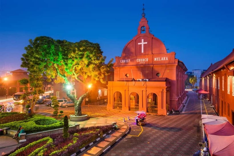 Kuala Lumpur: City Highlights, Batu Caves, and Malacca Tour - Pickup Details Can Make or Break the Morning