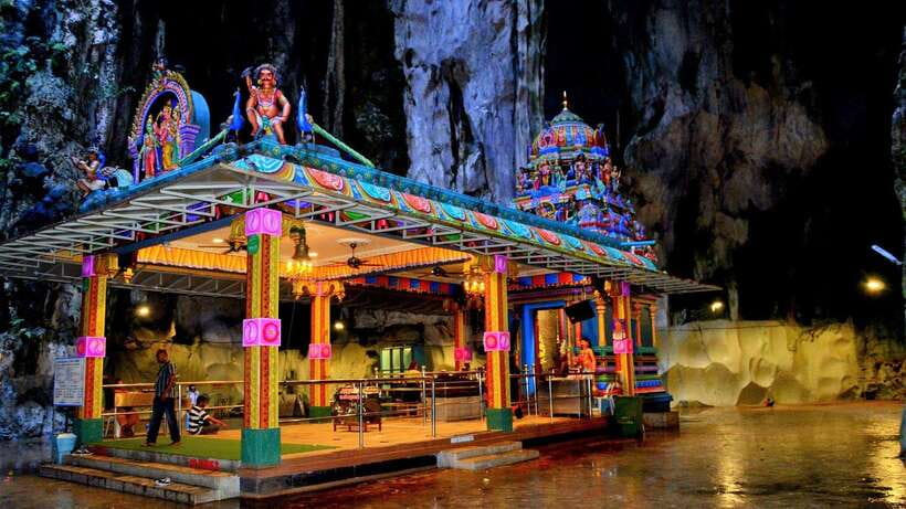 Kuala Lumpur: City Tour & Batu Caves Combo - The Golden Triangle and Petronas Twin Towers