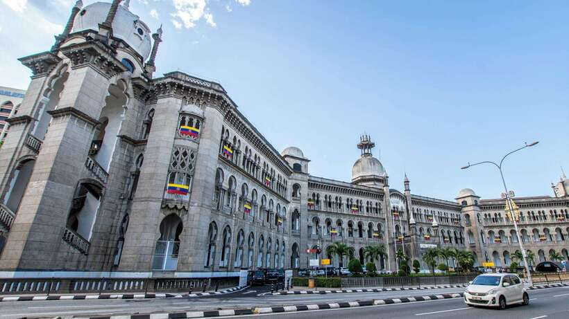 Kuala Lumpur: City Tour & Batu Caves Combo - Shared transport, pickup, and timing